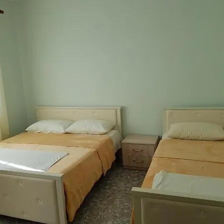 Sula Guest house *